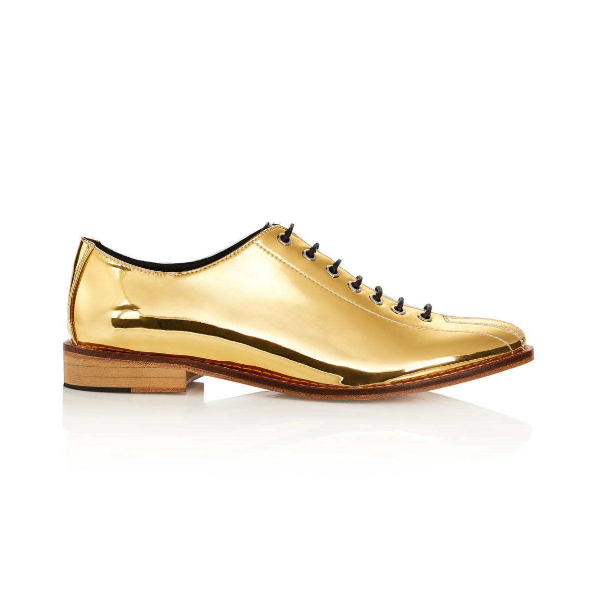 Gold sales bowling shoes