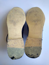 Ladies 11 Gents 10 US | 9 UK | 43 EU Blue metallic brogue shoes (SAMP1)