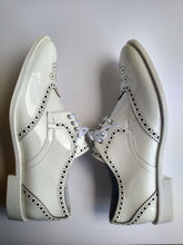 Ladies 11 Gents 10 US | 9 UK | 43 EU White Derby shoes (SAMP2)