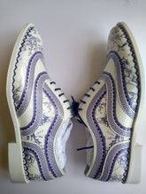 Ladies 11 Gents 10 US | 9 UK | 43 EU Qinghua Porcelain Blue and White Patent Brogue Shoes (SAMP4)